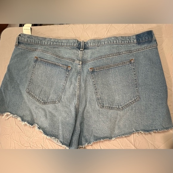 Abercrombie & Fitch ’90s Relaxed Cutoff Short High Rise Light Size 37/24 NWT - Picture 2 of 5